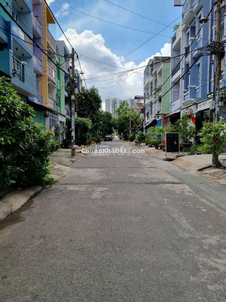 Nhà hẻm xe hơi Lý Thánh Tông Dt 4x19. Đúc 3.5 tấm. 5pn. 3wc.. Nhà hẻm xe hơi Lý Thánh Tông Dt 4x19. Đúc 3.5 tấm. 5pn. 3wc..