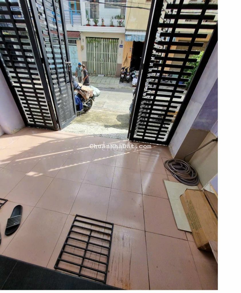 cho thuê nhà Tô Hiệu (4 x 20m), nhà 1 trệt 3 lầu, hẻm 10m, 5pn 4wc cho thuê nhà Tô Hiệu (4 x 20m), nhà 1 trệt 3 lầu, hẻm 10m, 5pn 4wc