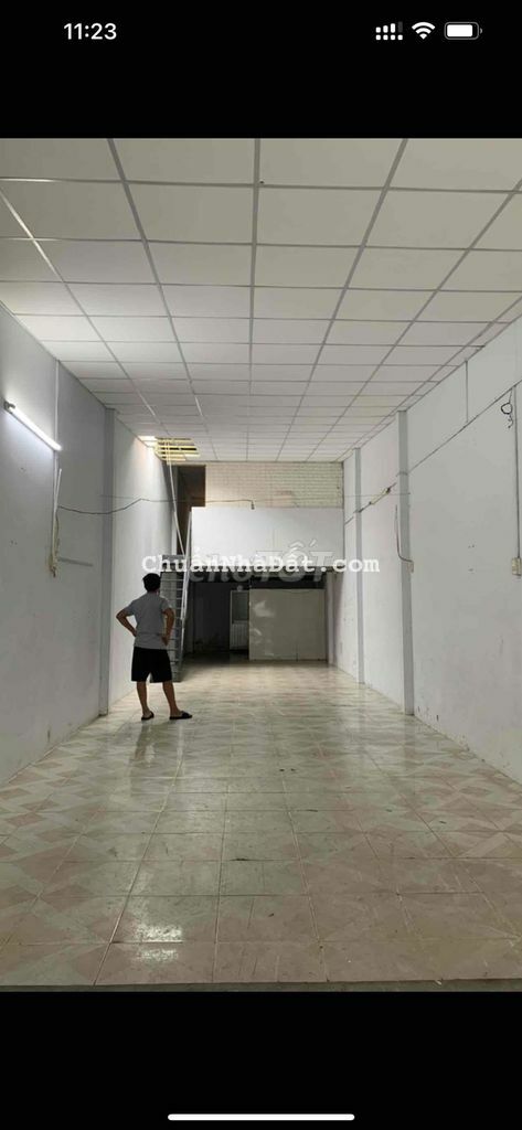 NHÀ CHO THUÊ hẻm 8m vườn lài DT 4x22 đúc lửng 2wc trên dưới trống suốt