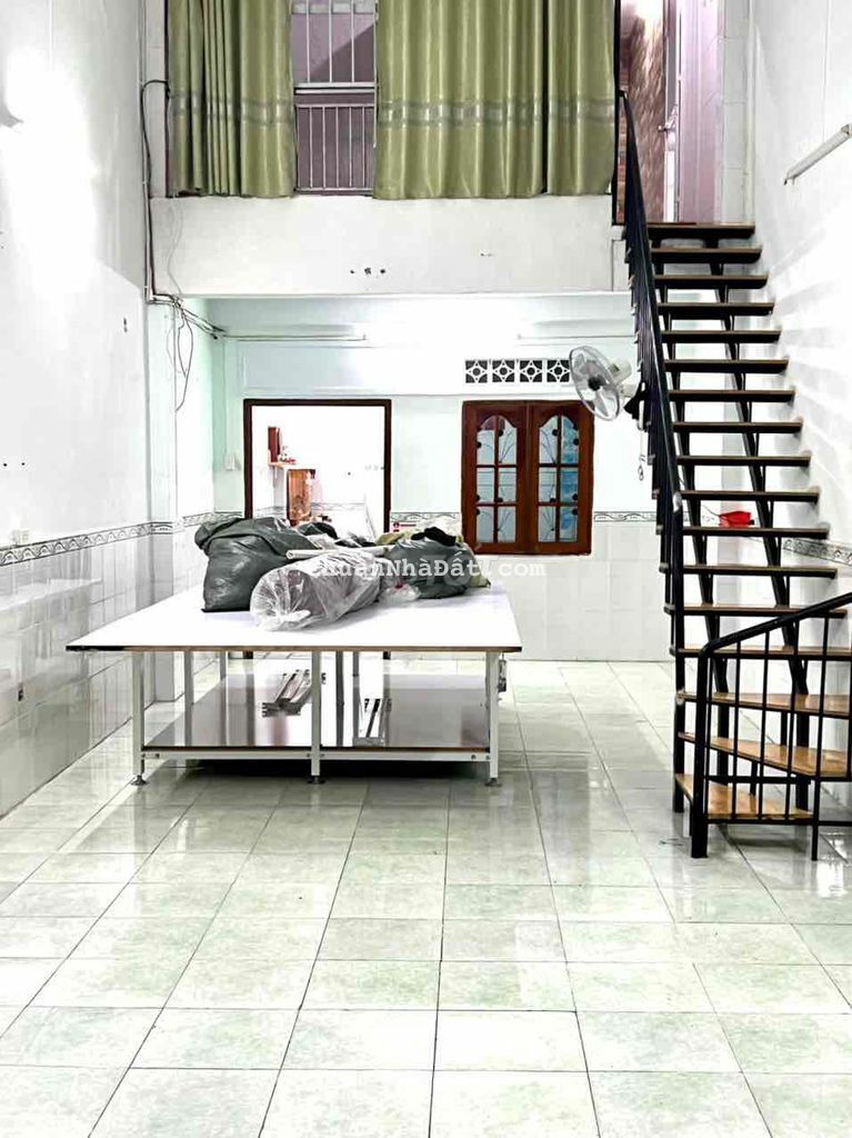 cho thuê hẻm 7m Phú Thọ Hoà quận Tân Phú 4,2 x21m chỉ 12 triệu