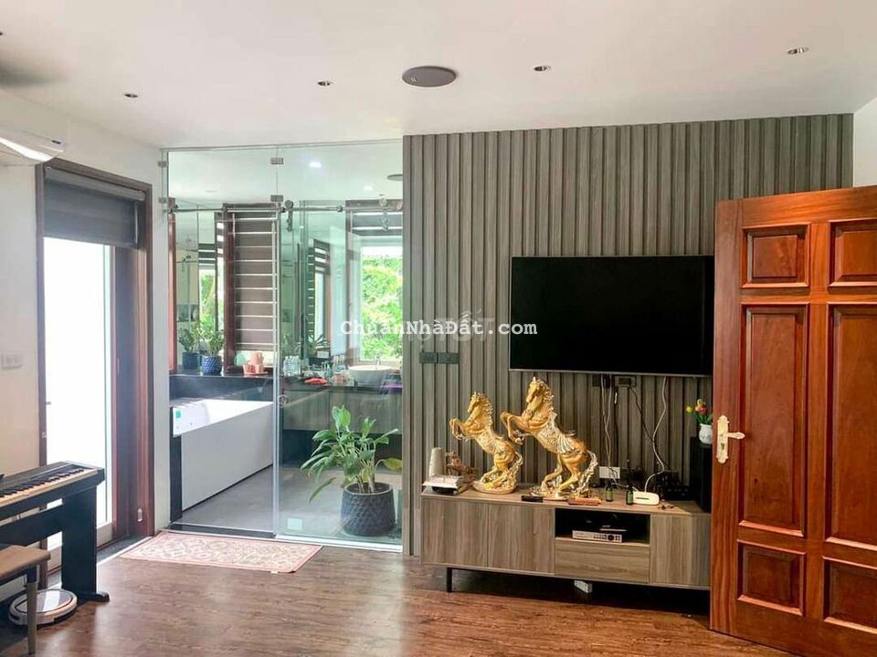 CHO THUÊ BIỆT THỰ VIP XUÂN LA VÕ CHÍ CÔNG TÂY HỒ, GARA Ô TÔ CỰC ĐẸP CHO THUÊ BIỆT THỰ VIP XUÂN LA VÕ CHÍ CÔNG TÂY HỒ, GARA Ô TÔ CỰC ĐẸP