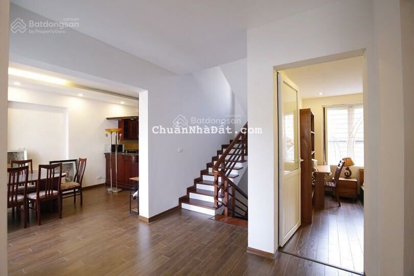 Cho thuê nhà 3 tầng diện tích 150m2 mặt tiền 10m khu Tứ Liên, Tây Hồ, Hà Nội: 0981222026