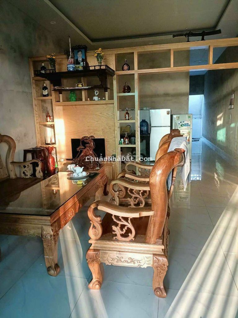 Cho thuê nhà 2 Phòng ngủ hẻm 888 Phường 11