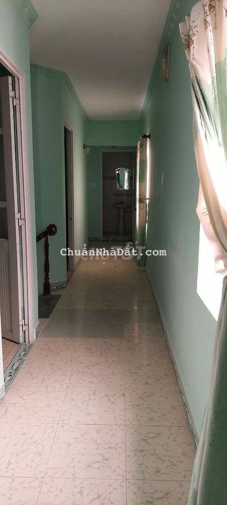 Cho thuê nhà có sân để ô tô gần kcn đông xuyên