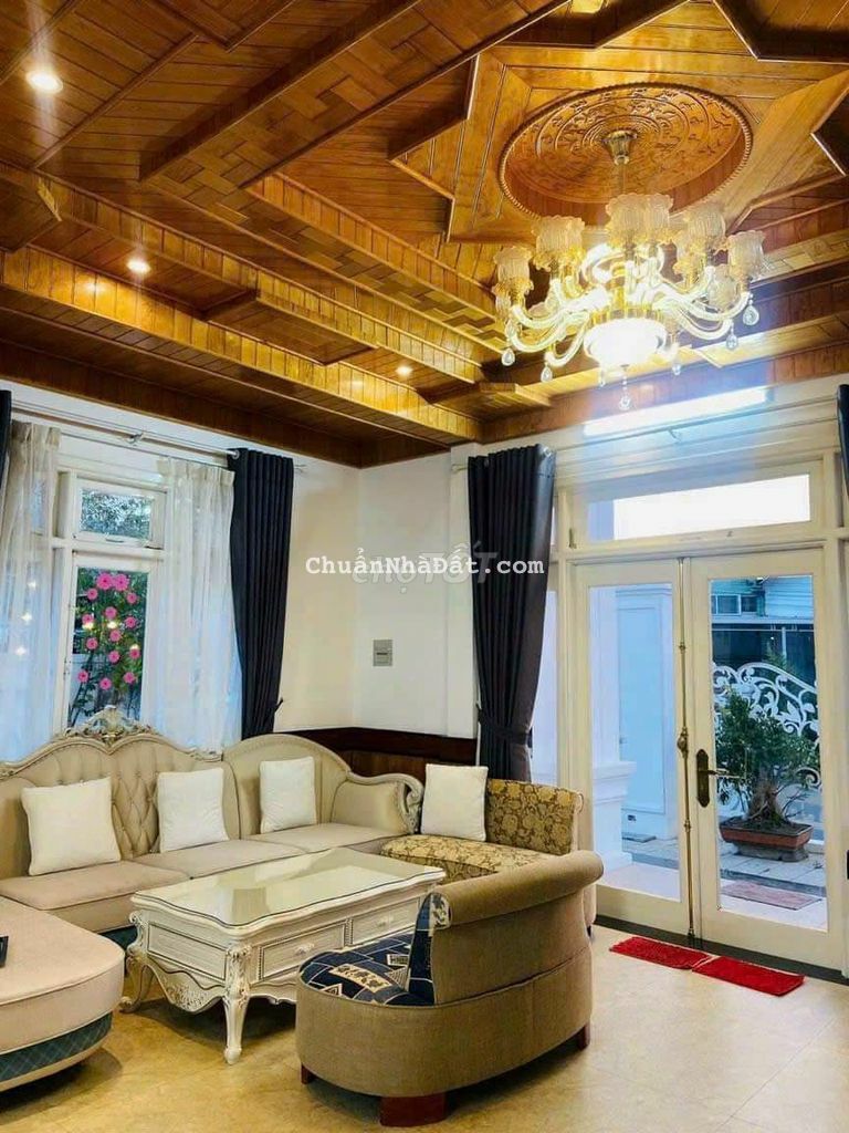 Cho thuê villa -phường 8- Đà Lạt