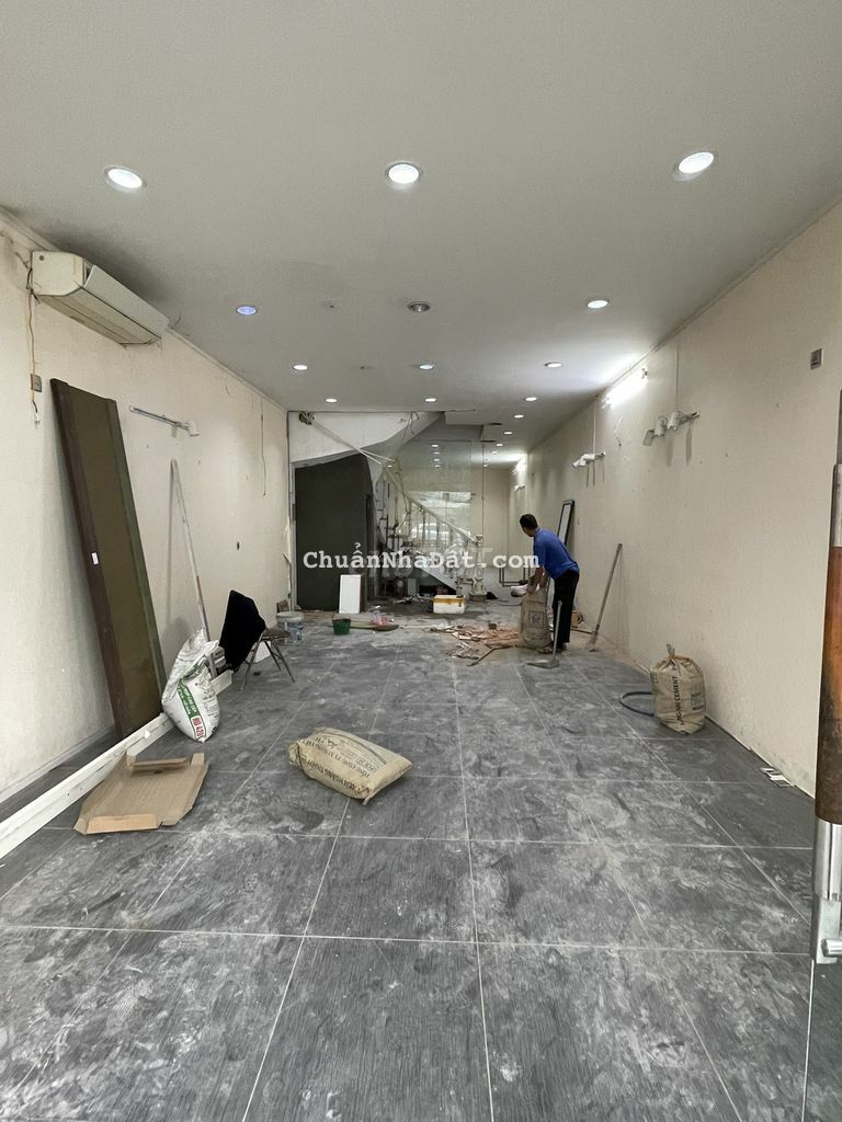 Cho thuê nhà riêng Nguyễn Văn Tuyết 45M2 * 5T * 35TR/1 tháng ( CTL) Cho thuê nhà riêng Nguyễn Văn Tuyết 45M2 * 5T * 35TR/1 tháng ( CTL)