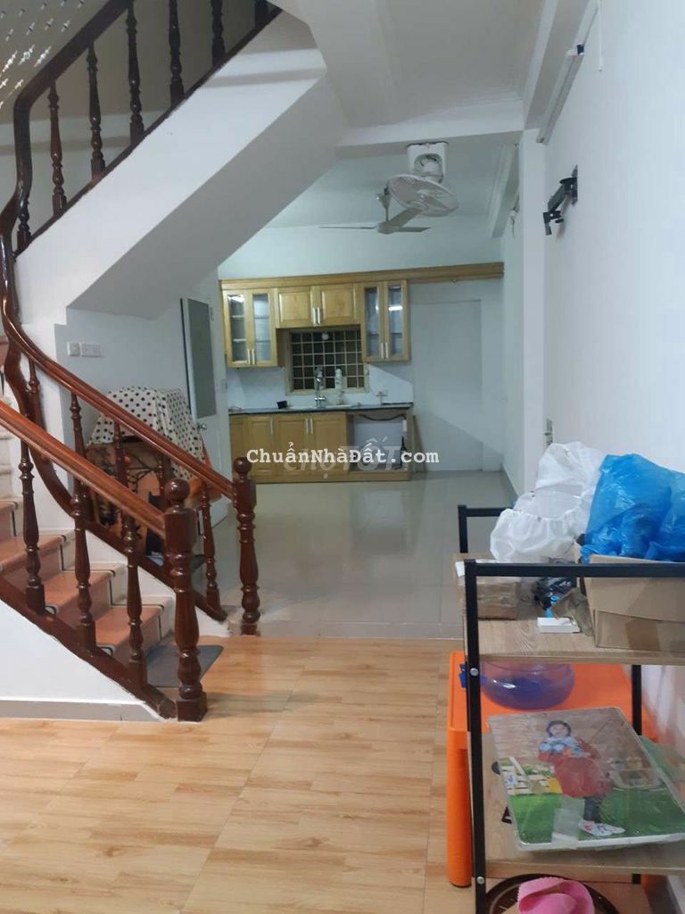 Mời thuê nhà Hào Nam, ô tô 48m 4N 16 tr