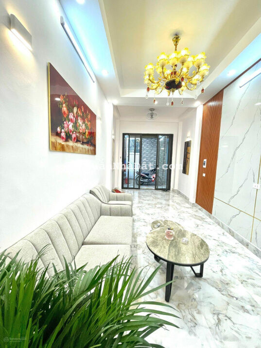 Tụ điểm cafe, nhà giá rẻ như cho nơi Trần Quang Diệu 15tr/th. Đi xem nhanh kẻo mất. LH: 0339030398