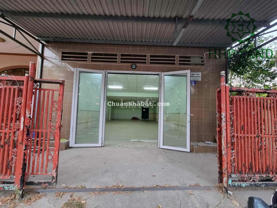 Cho thuê mặt bằng mặt tiền Huỳnh Văn Nghệ trống suốt