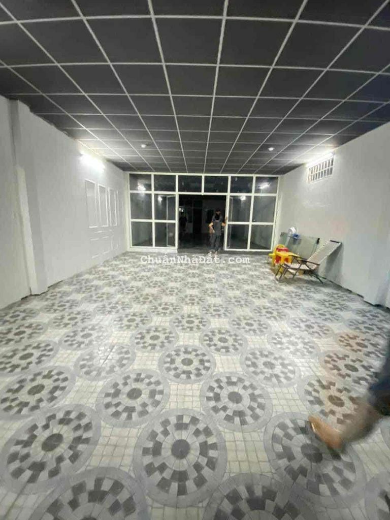 Cho thuê mặt bằng mặt tiền 1 xẹt Kinh doanh gần chợ Tân Mai Cho thuê mặt bằng mặt tiền 1 xẹt Kinh doanh gần chợ Tân Mai