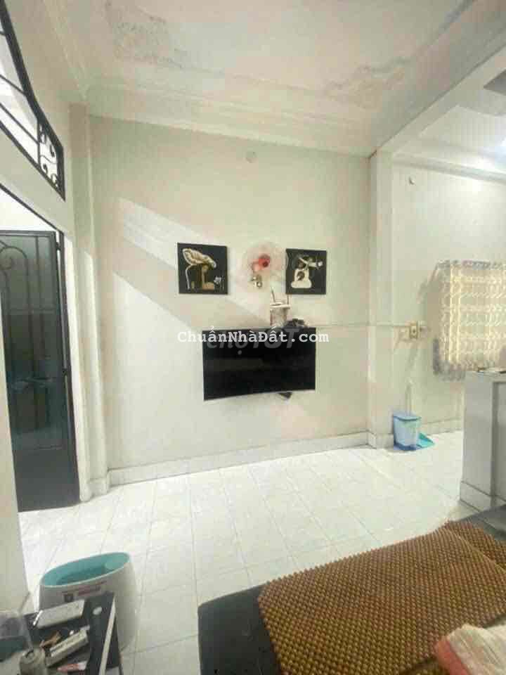 cho thuê nhà nguyen căn 1 trệt 2 lầu 4 phòng ngủ 3 tolet