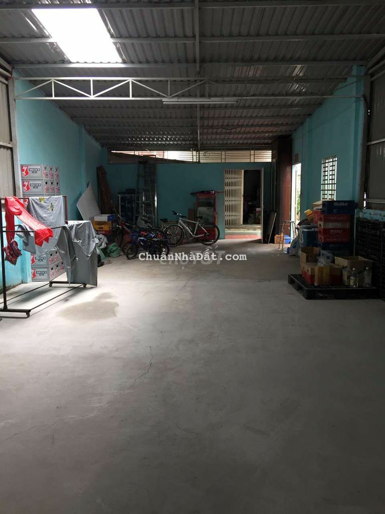 KHO TRỐNG SUỐT LỘ XE TẢI 5 TẤN TỚI KHO , KHO GIÁP KDC NGÂN THUẬN. Q.BT