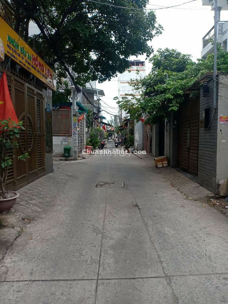 Kho 8,5x24m.(205m2). HƯƠNG LỘ 2.....11tr...🍀