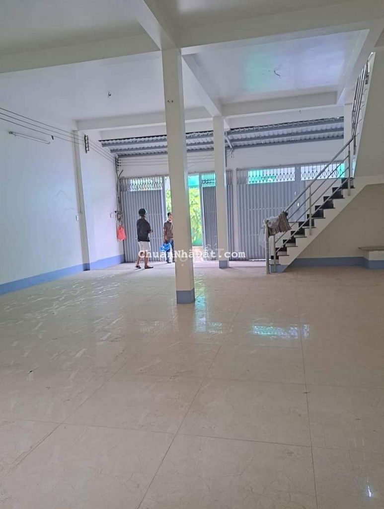 NHÀ KHO 8×14 ĐÚC LẦU HƯƠNG LỘ 2