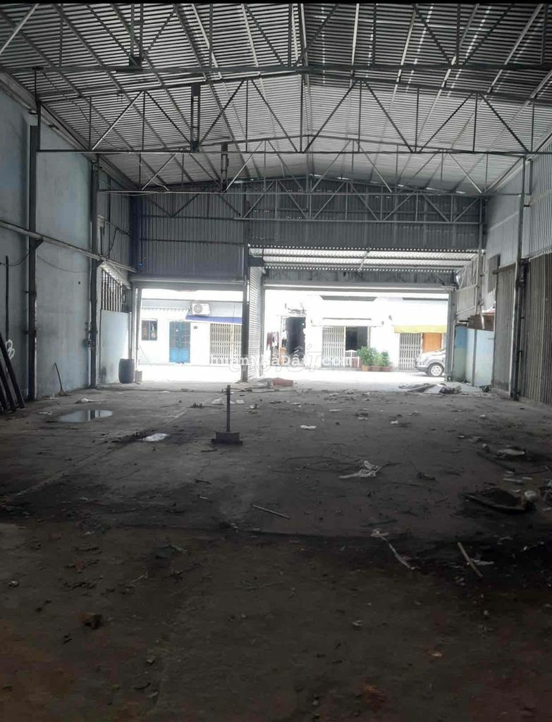 kho mặt tiền hẻm đường số 5 DT 12x24 hiện trạng kho trống