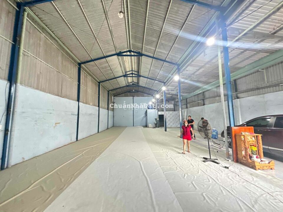 Cho Thuê Kho 28 Liên Khu 45,BHHB,Bình Tân.DT:12*45m 500m2 Giá 25tr/1th