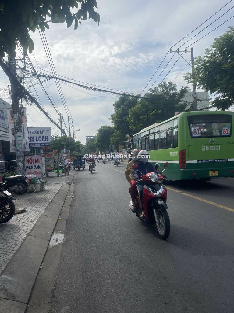 Cho thuê nhà nguyên căn mặt tiền đường tỉnh lộ 10