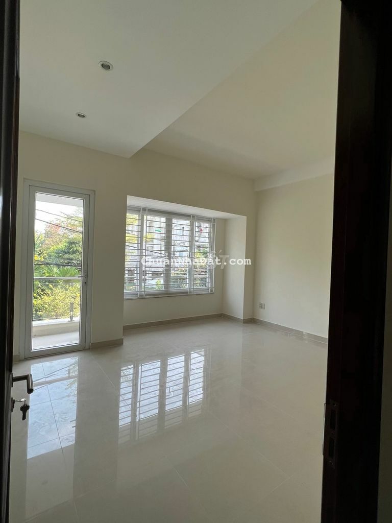 Nhà MTKD đường 19 khu Tên Lửa 4.5x20,3.5 tấm