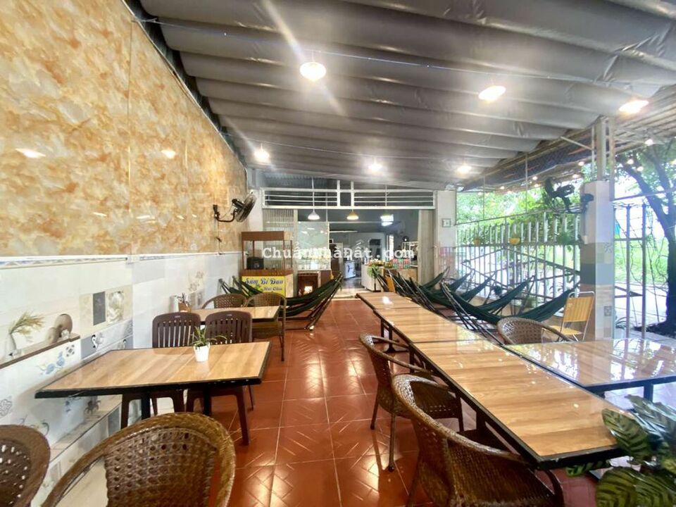 Sang lại quán cafe Vị trí đẹp góc 2 mặt tiền trục chính KDC Nam Long