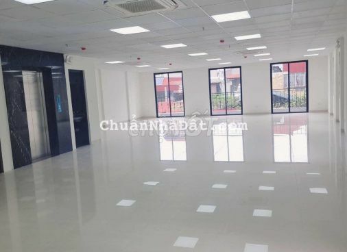 Cho thuê sàn vp mặt phố Dương Đình Nghệ: 110m2, giá 18tr