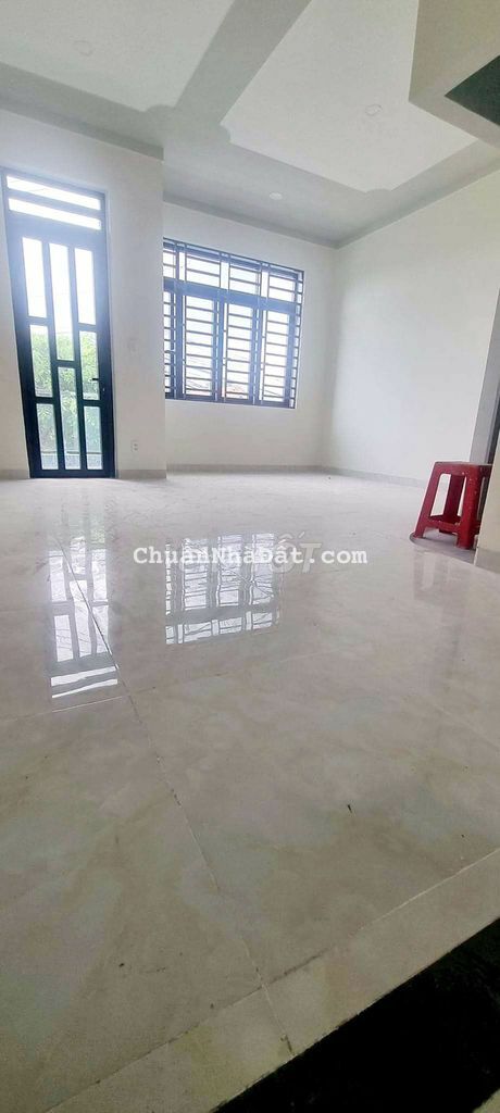 CHO THUÊ NHÀ TRỆT 2 LẦU BUÔN BÁN SẦM UẤT GẦN VÒNG XOAY AN PHÚ