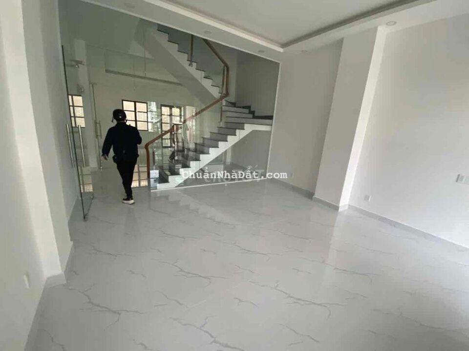 🐳★ Mặt bằng Tầng Trệt nhà mới có hầm khu Cityland