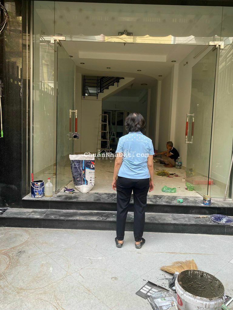 Nhà HXT Phan Văn Trị Ngay Emart vị trí Cực Đẹp P.5  ( 3 Lầu )