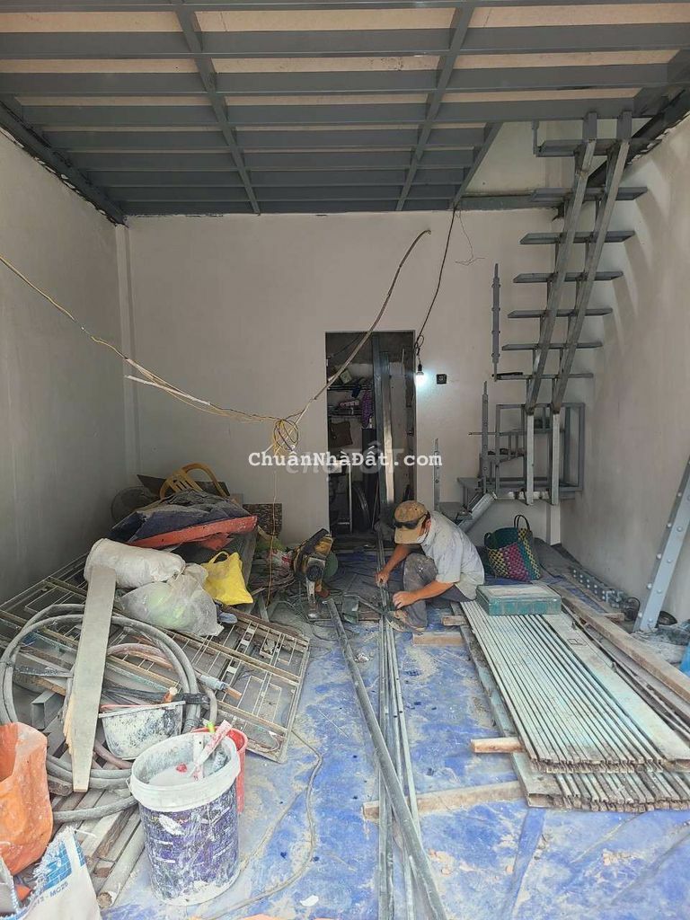 Mặt tiền Cây Trâm p8, 4,5 x 7m, 1 gác, khu sầm uất