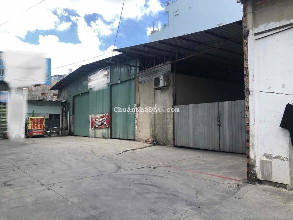 Cho thuê kho 600m2 (30x20m) đường xe tải p8