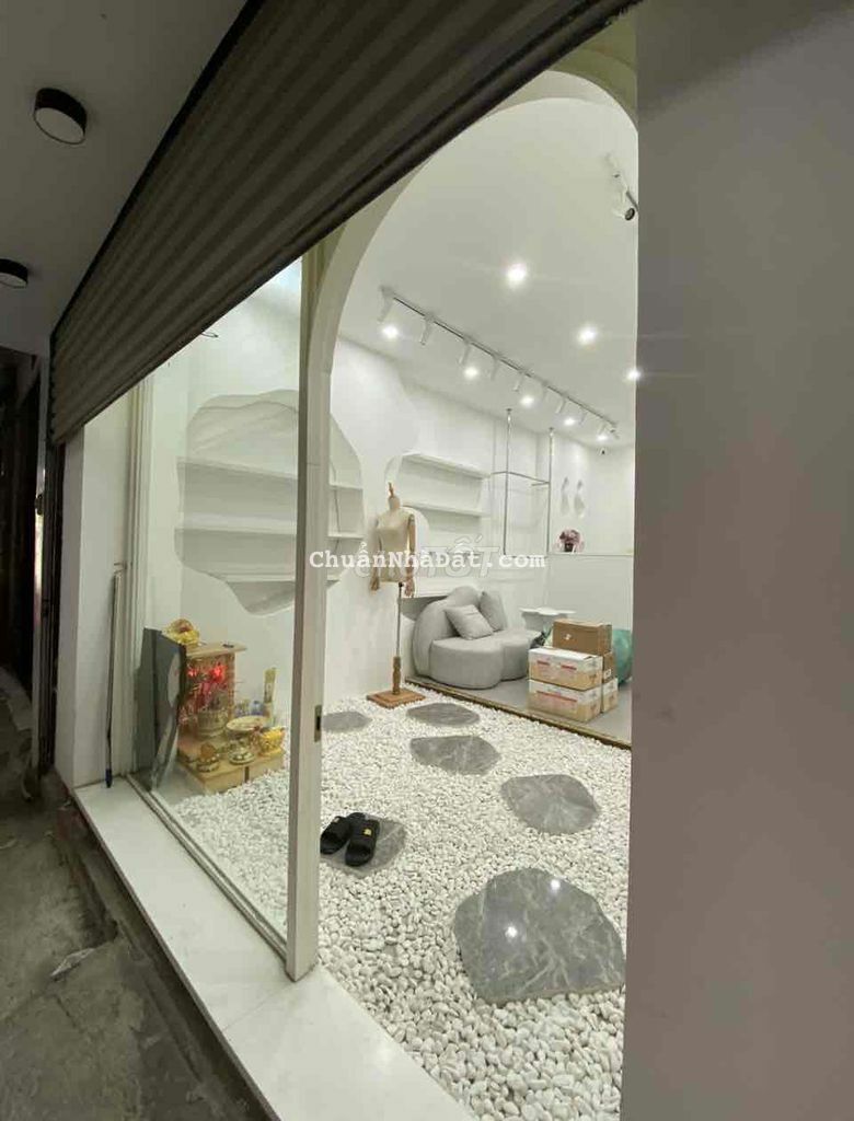 CHO THUÊ CỬA HÀNG MẶT NGÕ PHỐ LÝ NAM ĐẾ, HOÀN KIẾM