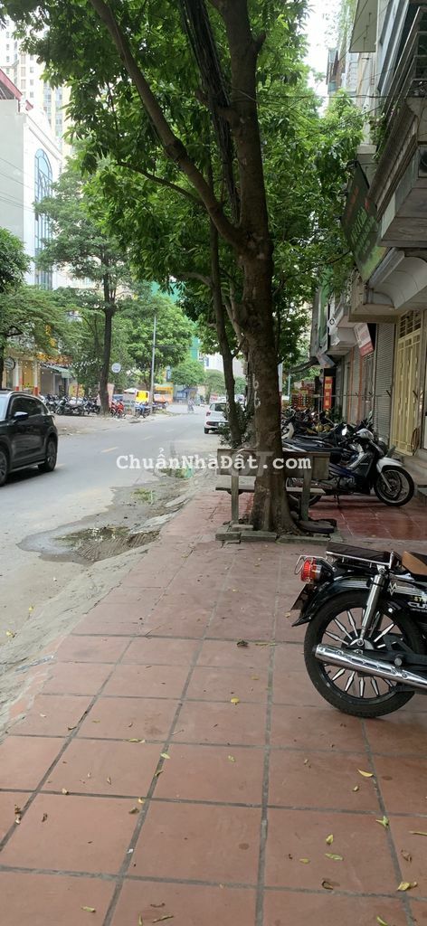 Nhà Lê Lai, Hà Đông, kinh doanh tốt 16tr. Nhà Lê Lai, Hà Đông, kinh doanh tốt 16tr.