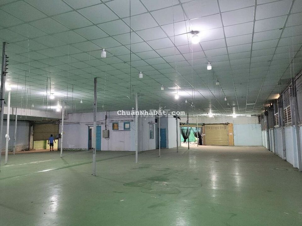 Cho thuê kho xưởng 25x40 đẹp tiện làm may kho