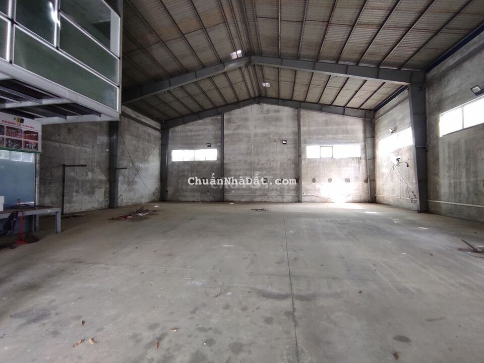 KHO 2 MẶT TIỀN 500M2 TRƯỚC BẾN XE TRUNG TÂM KHO 2 MẶT TIỀN 500M2 TRƯỚC BẾN XE TRUNG TÂM