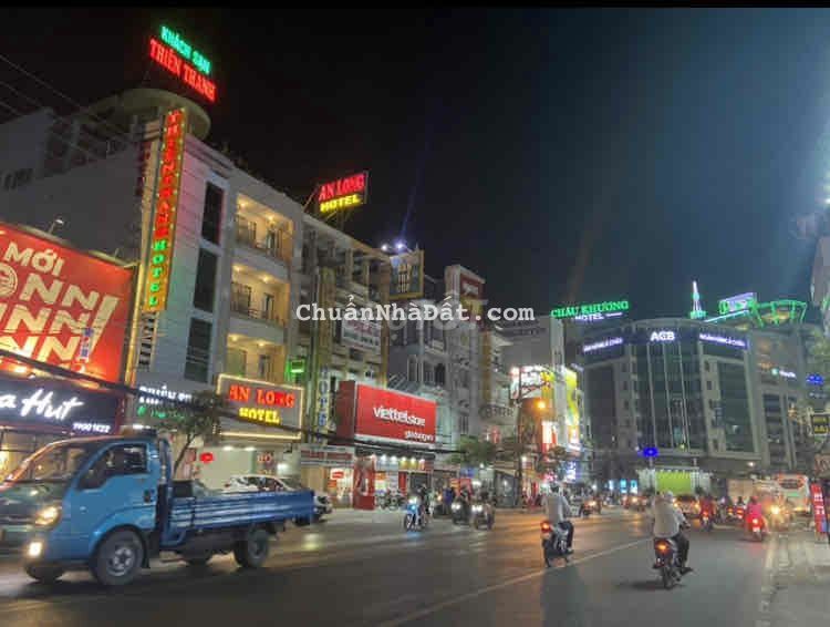 MẶT TIỀN TRẦN HƯNG ĐẠO LX NGANG 8m MẶT TIỀN TRẦN HƯNG ĐẠO LX NGANG 8m