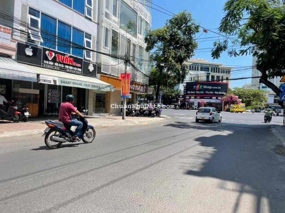 Cho thuê nhà mặt tiền Ngô Gia Tự, Chiều Ngang 12m x 12m ( 140m ) Cho thuê nhà mặt tiền Ngô Gia Tự, Chiều Ngang 12m x 12m ( 140m )