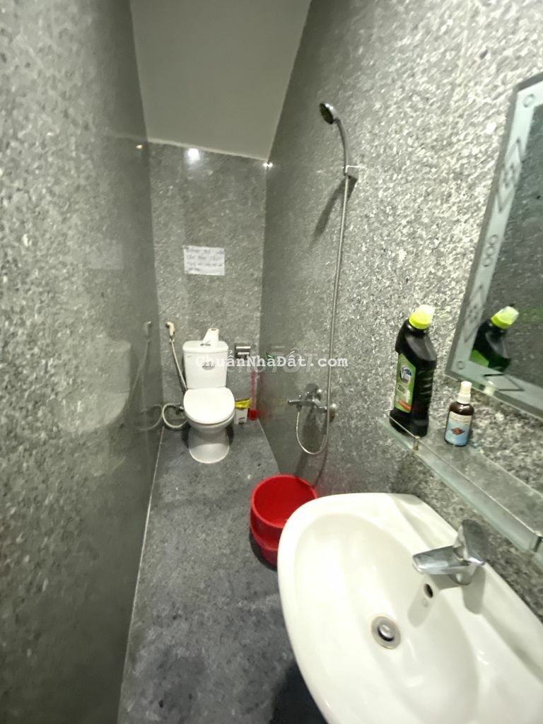 CHO THUÊ MẶT BẰNG 54M2 KHU TTTP GIÁ 15 TRIỆU/THÁNG CHO THUÊ MẶT BẰNG 54M2 KHU TTTP GIÁ 15 TRIỆU/THÁNG