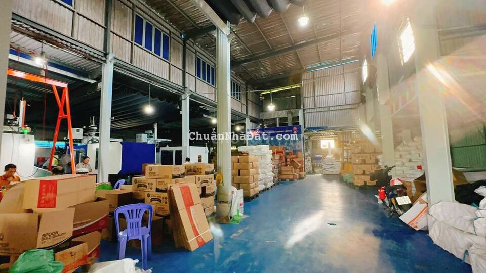 Kho, Xưởng Xe Tải Đường Ngô Quang Thắm, Nhơn Đức, 520m2