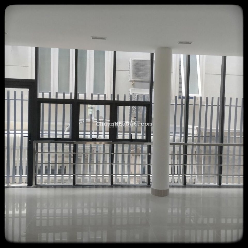 Cho thuê tòa nhà mặt tiền đường Hoa Lan - 8 x 18m - HT4L - Giá 150Tr/