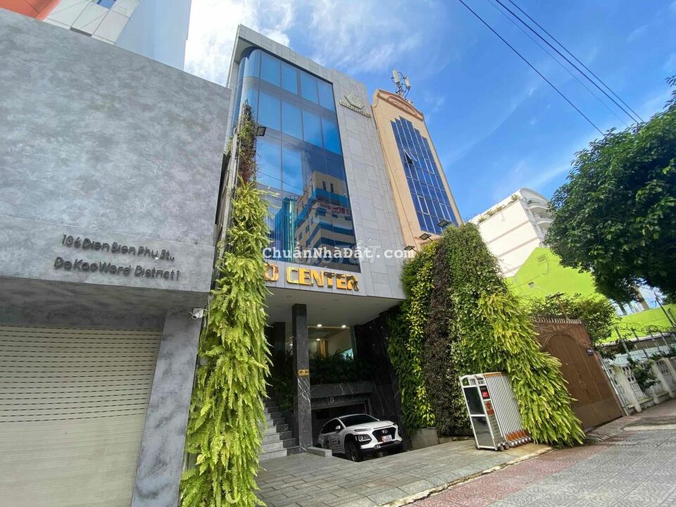 Quận 1. Cho thuê văn phòng với 4 sàn mỗi sàn 120m2. full nội thất. Quận 1. Cho thuê văn phòng với 4 sàn mỗi sàn 120m2. full nội thất.