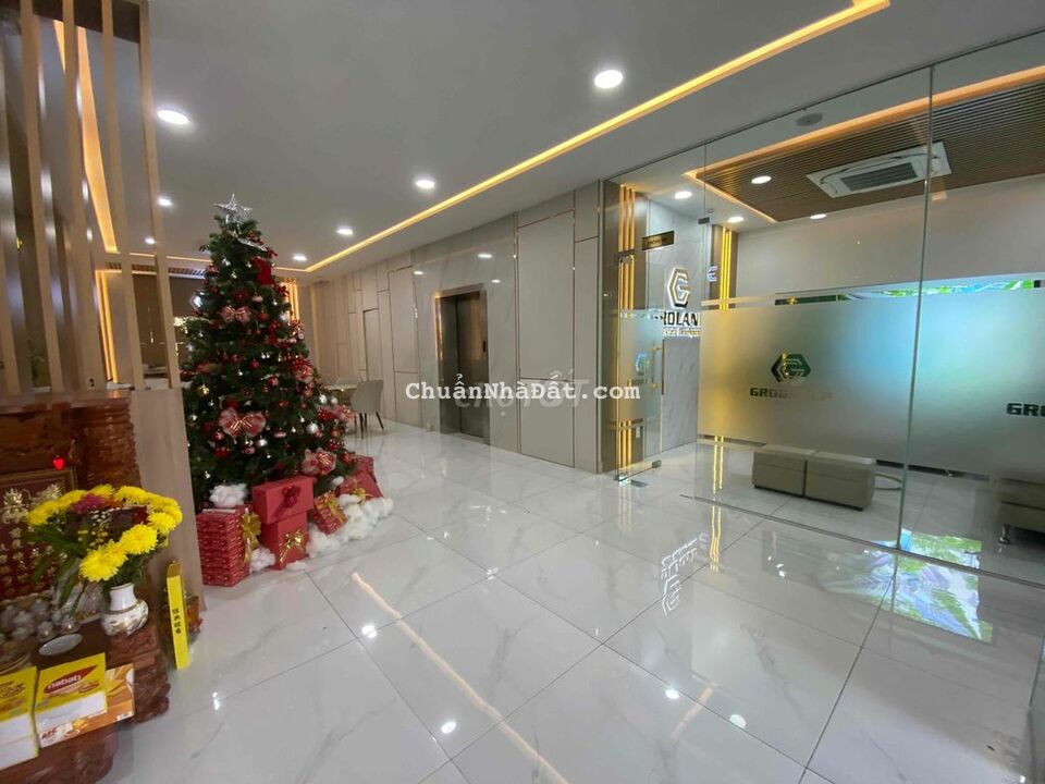 Quận 1. Cho thuê văn phòng với 4 sàn mỗi sàn 120m2. full nội thất. Quận 1. Cho thuê văn phòng với 4 sàn mỗi sàn 120m2. full nội thất.
