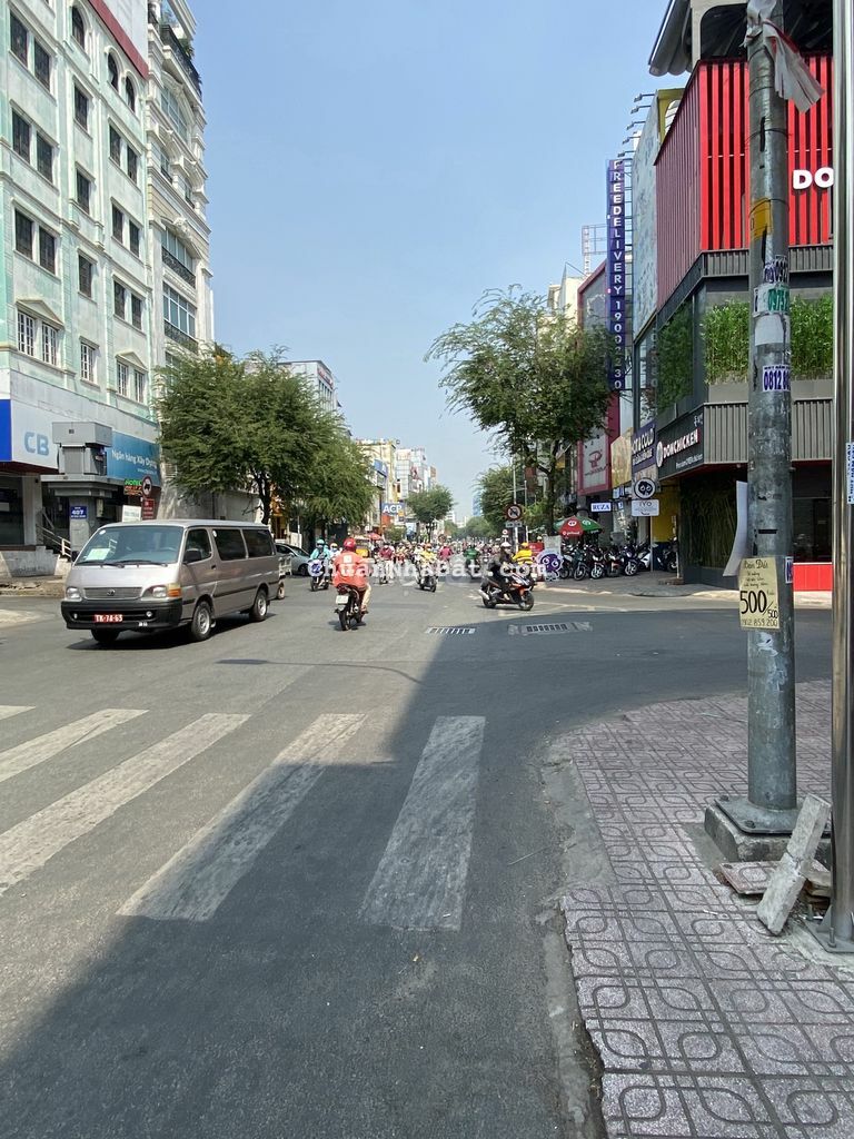 Nhà mặt tiền Sư Vạn Hạnh, 4x20m, trệt 2 lầu, kinh doanh sầm uất Nhà mặt tiền Sư Vạn Hạnh, 4x20m, trệt 2 lầu, kinh doanh sầm uất