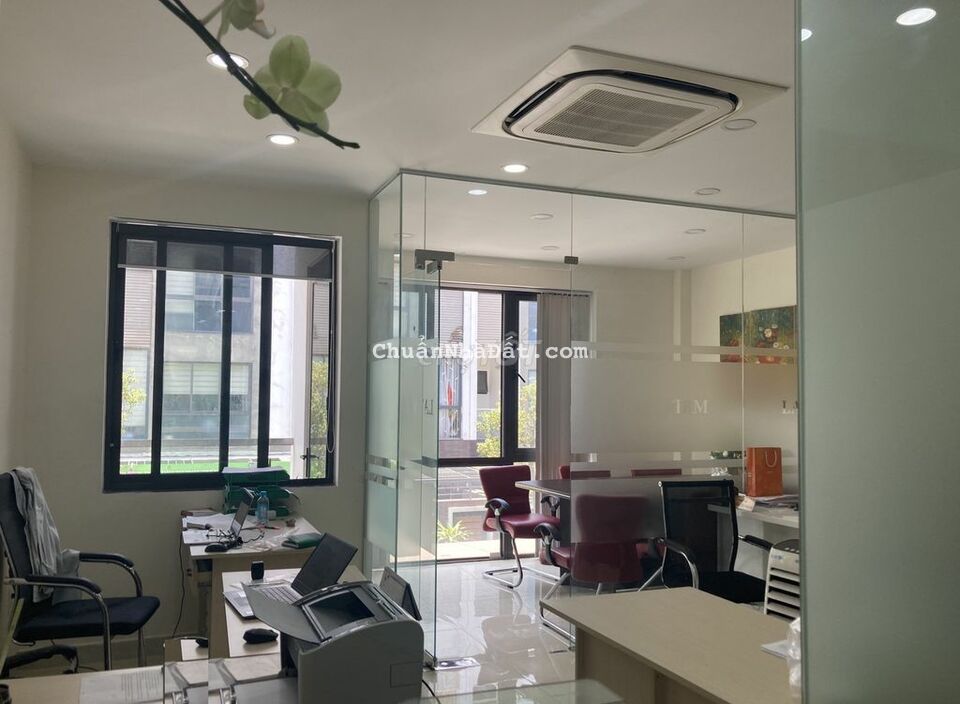 Văn Phòng Cho Thuê Khu Hà Đô Centrosa ( 65m2, Tầng 2 ) HĐ Lâu Dài