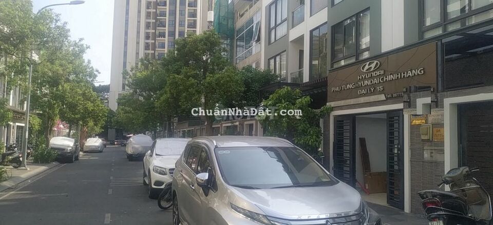 Văn Phòng Cho Thuê Khu Hà Đô Centrosa ( 65m2, Tầng 2 ) HĐ Lâu Dài