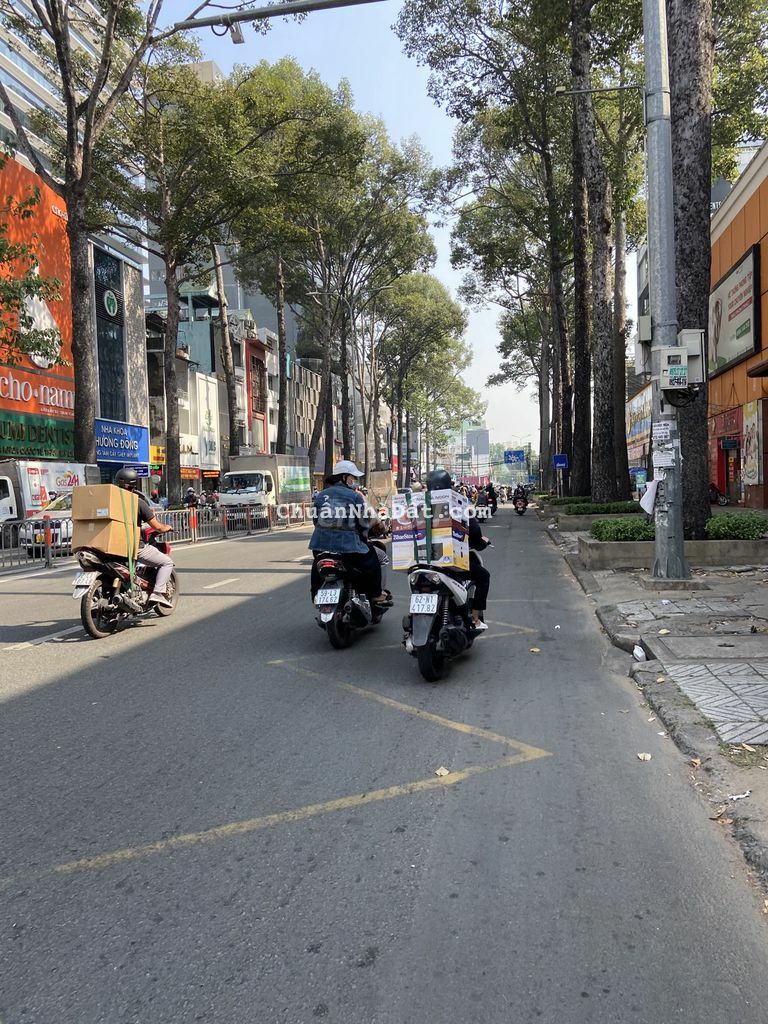 Mặt tiền kinh doanh 3 Tháng 2, Q10. DT: 800m2, hầm 7 lầu Mặt tiền kinh doanh 3 Tháng 2, Q10. DT: 800m2, hầm 7 lầu