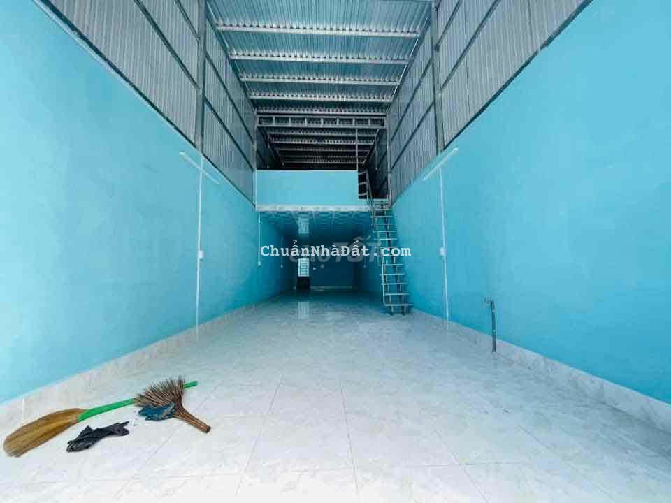 Kho Mới Xây Đường Xe 10 Tấn 4x20 có Gác Giá 7tr Tx25 Kho Mới Xây Đường Xe 10 Tấn 4x20 có Gác Giá 7tr Tx25