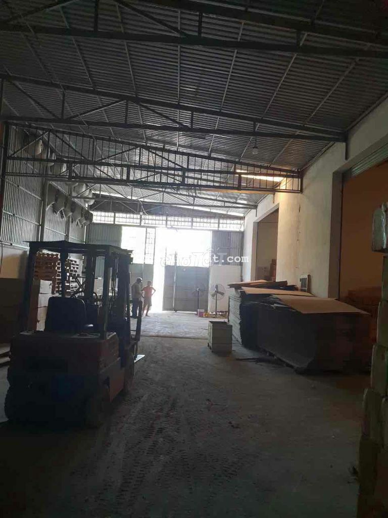 cho thuê kho 200 m2 ngay MT Hà Huy Giáp cho thuê kho 200 m2 ngay MT Hà Huy Giáp