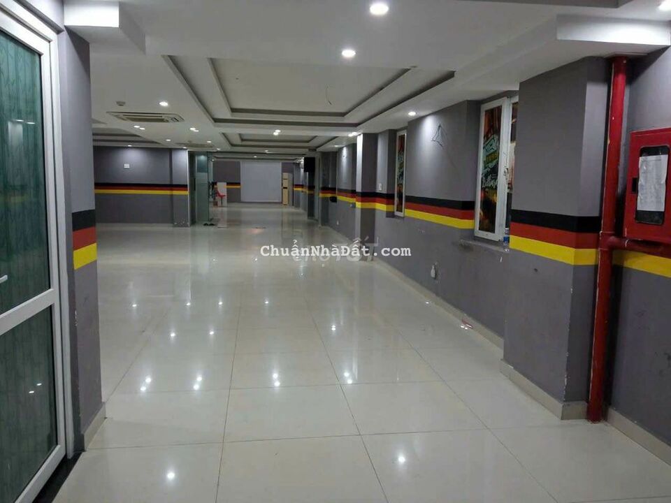 MB đẹp vitri thuận tiện giao thông hệ thống PCCC 400m2