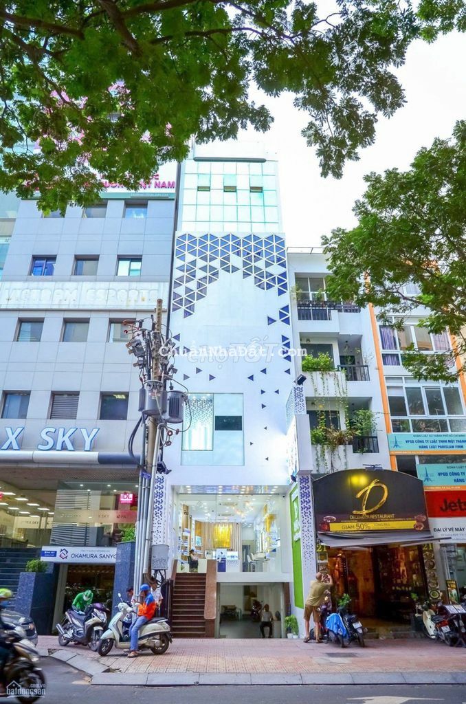 Tòa nhà MT Trương Định - Võ Văn Tần, Q3. DTSD: 1000m2 Tòa nhà MT Trương Định - Võ Văn Tần, Q3. DTSD: 1000m2