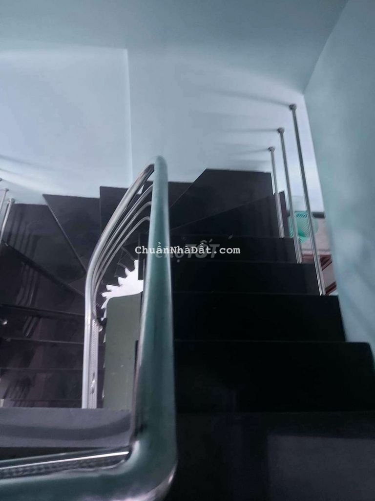 Cho thuê nhà 307 Hậu Giang 3x25 2 Mt trước sau