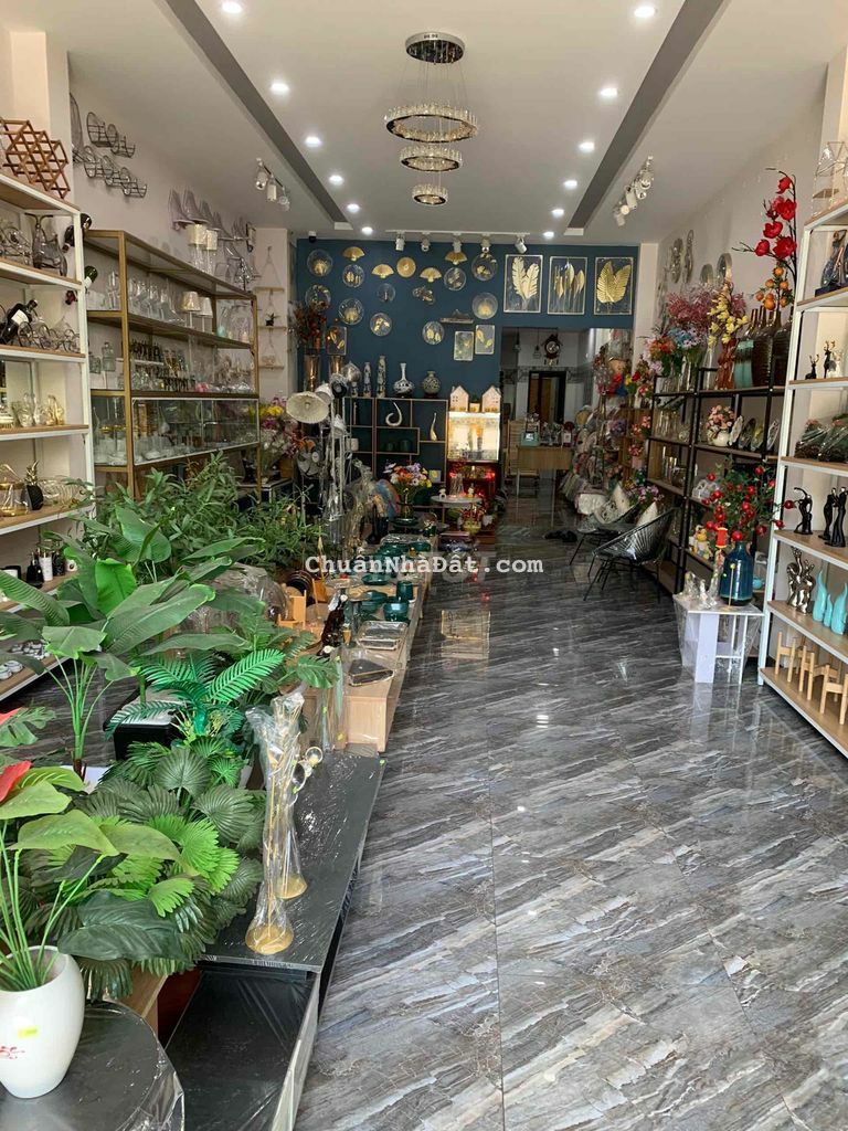 Cho thuê mặt bằng chung chủ mới tinh mặt tiền huỳnh ngọc huệ 70m2